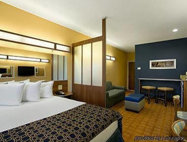 Quality Inn & Suites Вашингтон Экстерьер фото